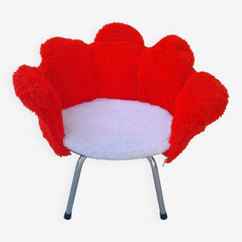 Vintage flower-shaped children's moumoute chair