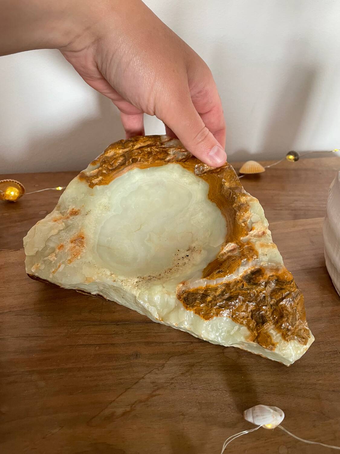 Large onyx pocket emptier