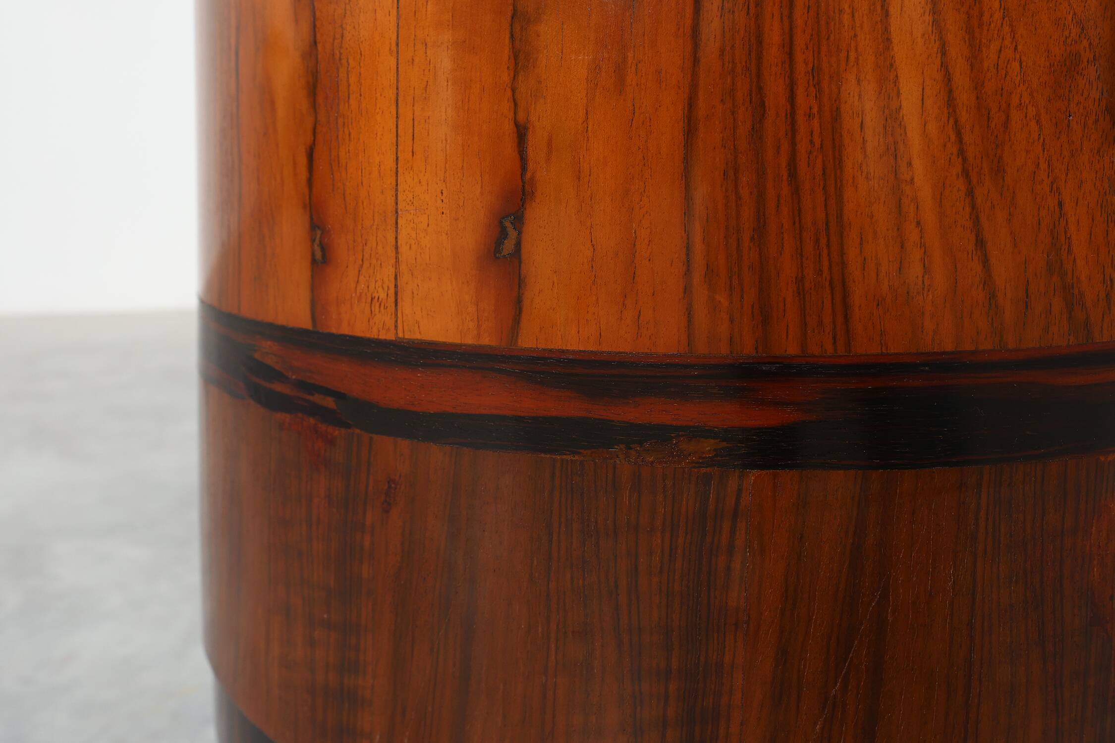 Pair walnut and marble Art Deco Nightstands, Italy 1920s