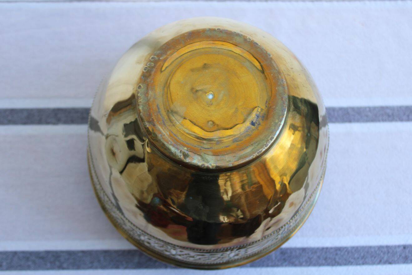 Cache-pot en laiton doré
