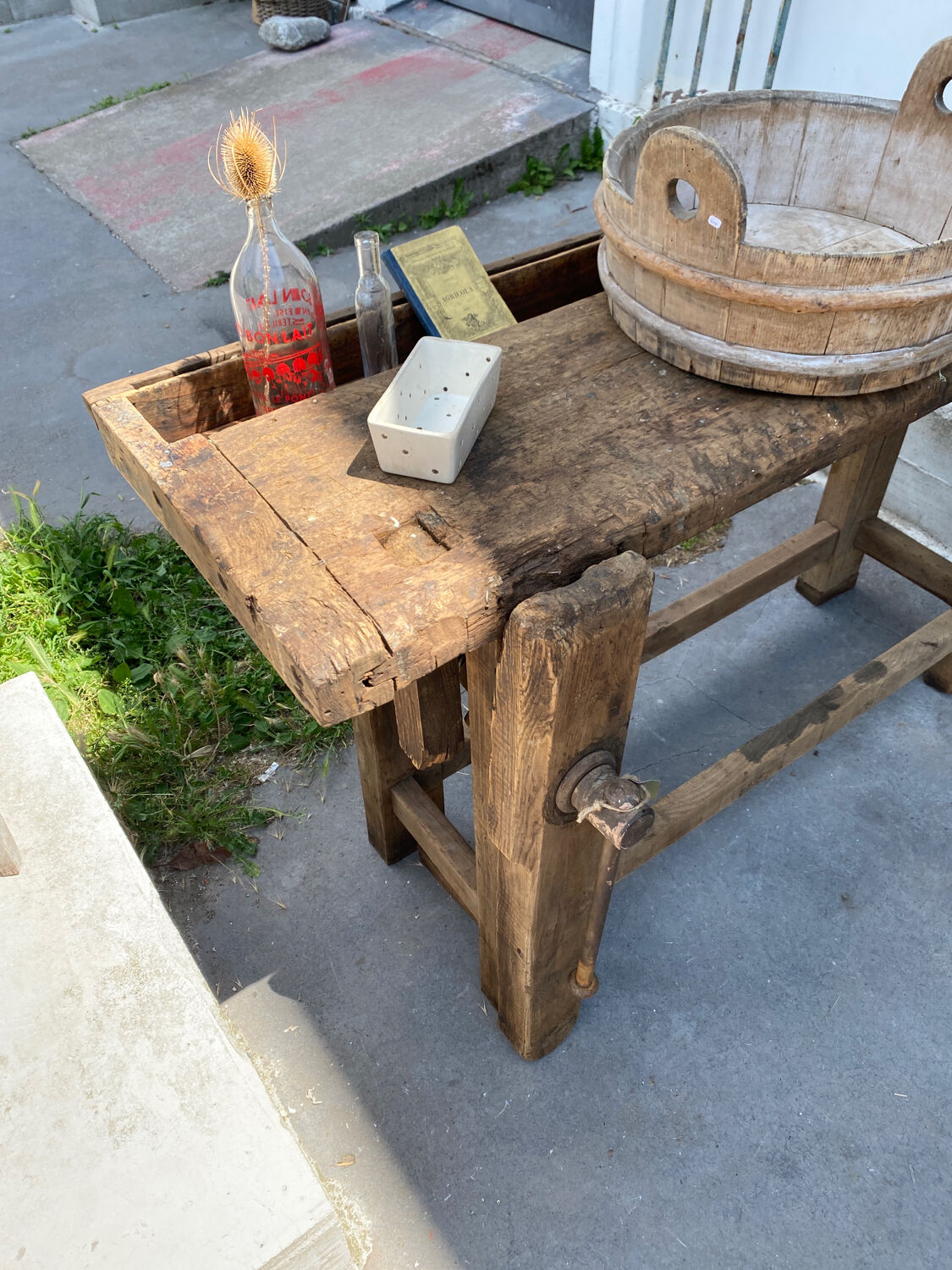 Carpenter's workbench
