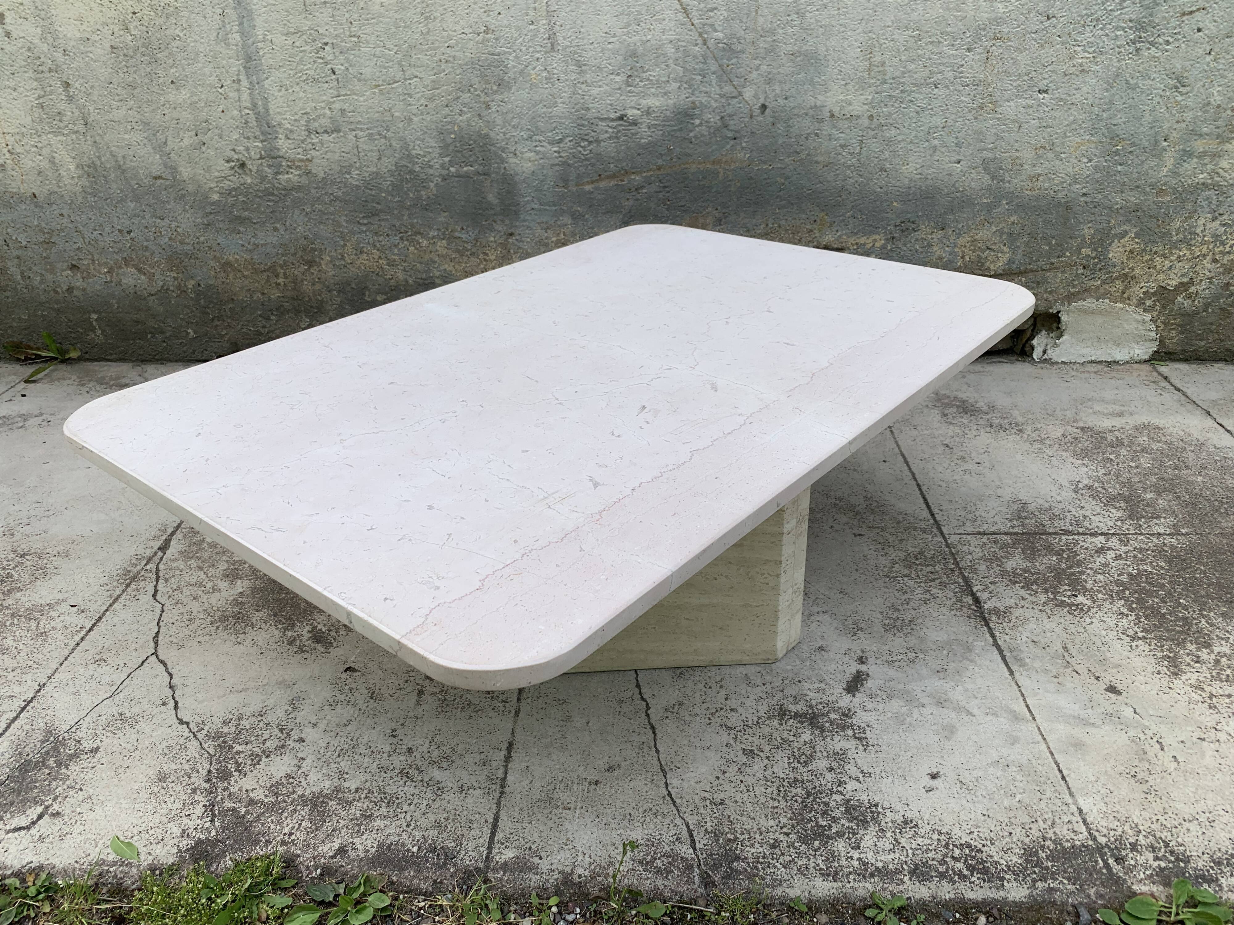 Rectangular travertine coffee table central foot