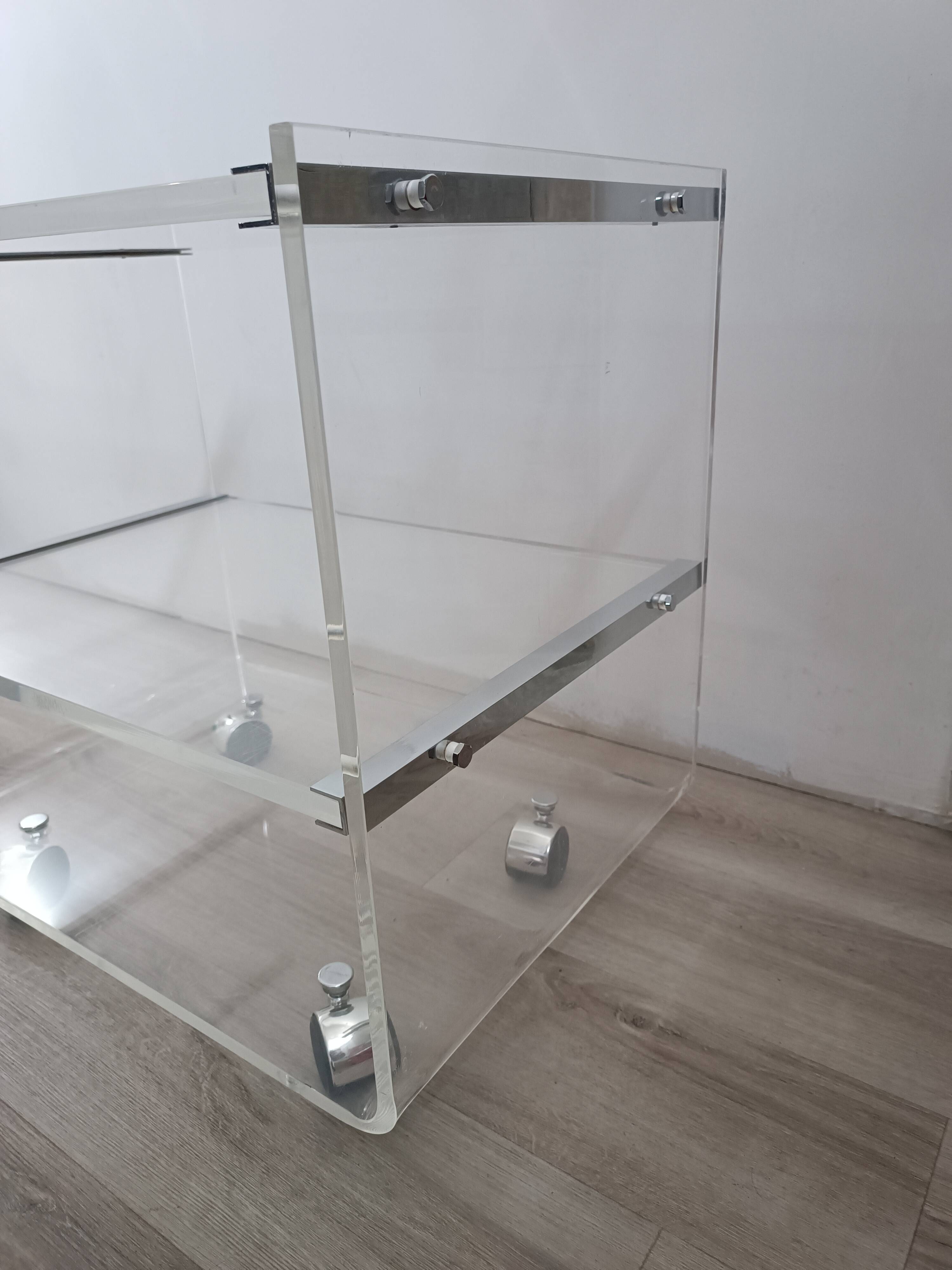 Table sur roulettes par David Lange pour Les invisibles du Marais 1970s