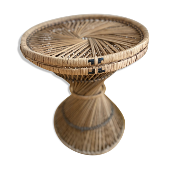 Diabolo rattan stool