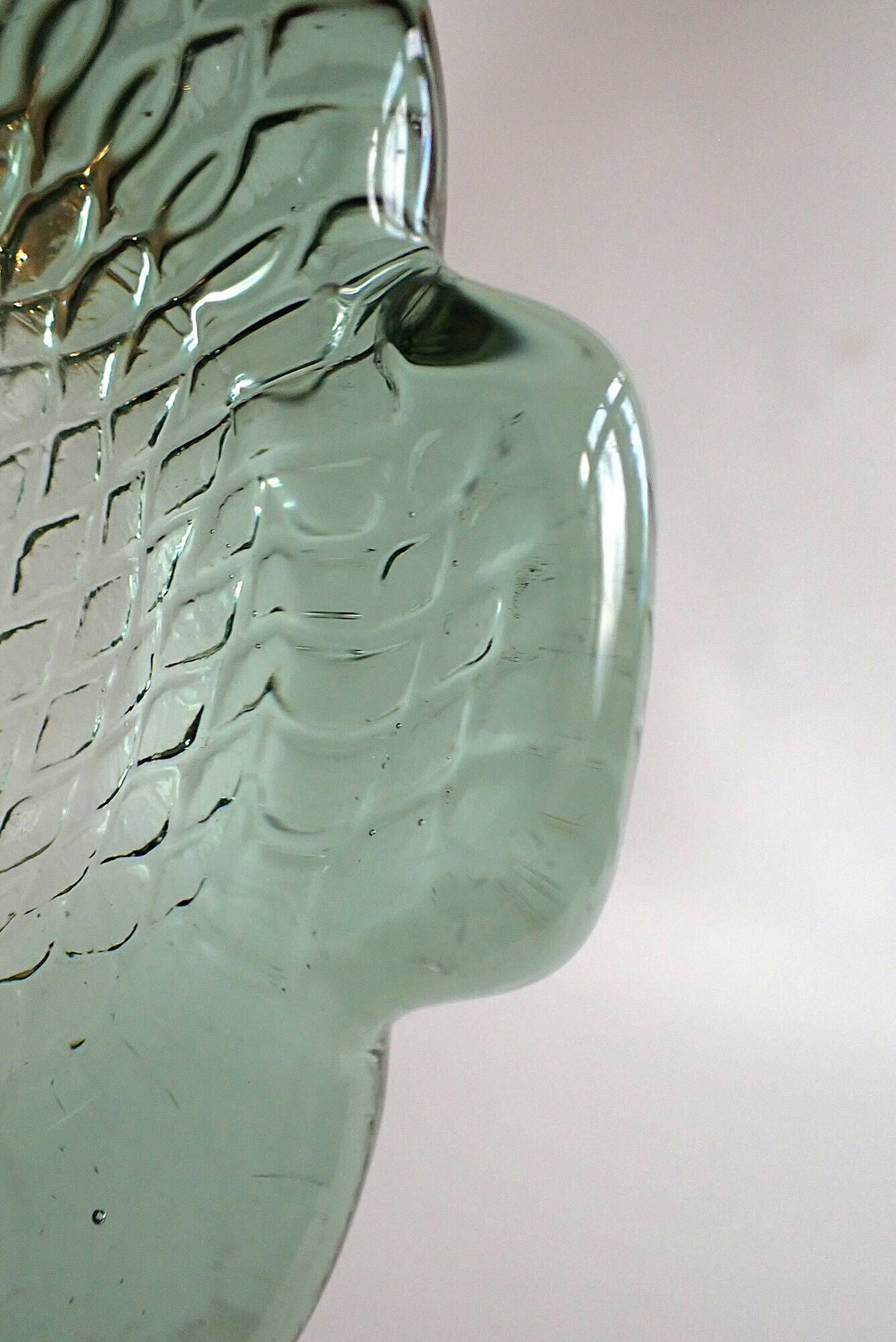 Vintage thick green glass aperitif bowl in the shape of a clover
