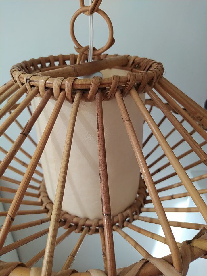 Suspension en rotin vintage