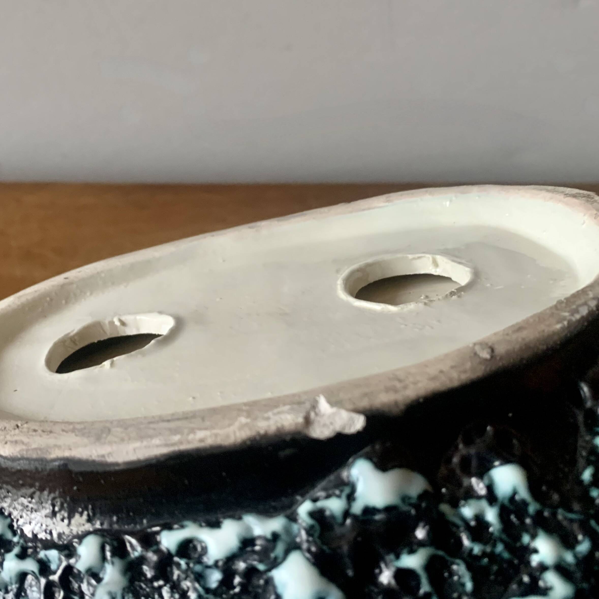 Large vintage Vallauris pocket bowl - Ecume de Mer - free form