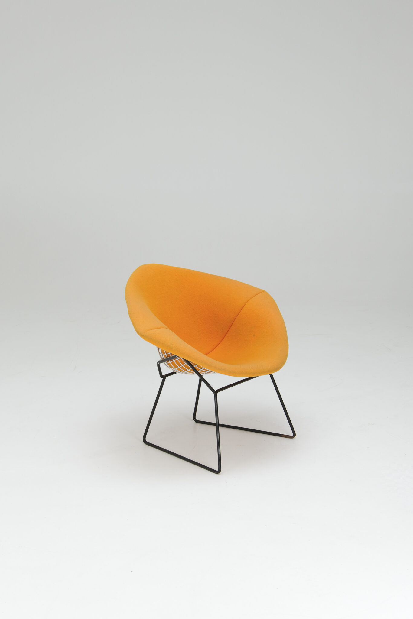 Diamond Chair – Yellow Upholstery - Harry Bertoia