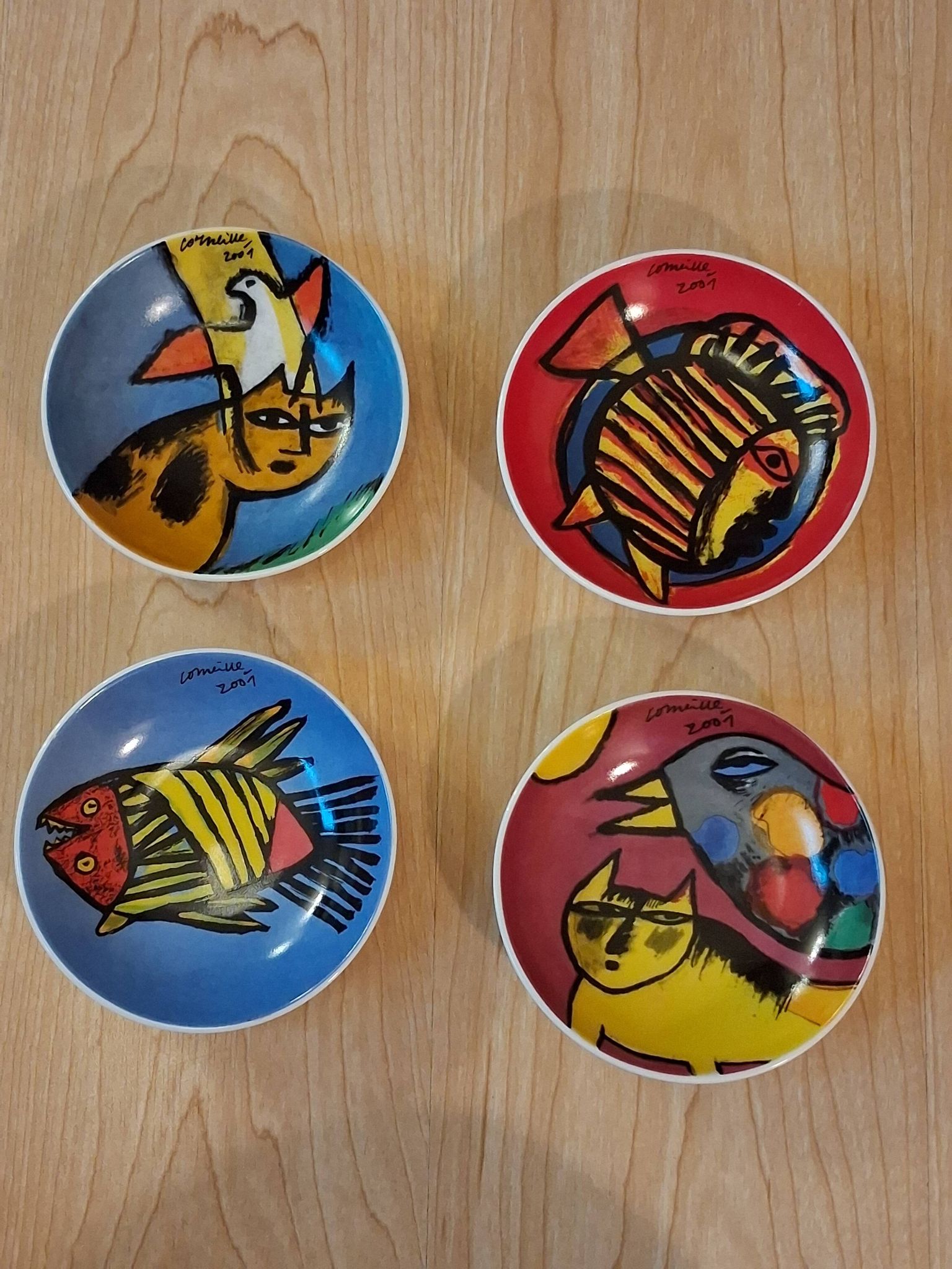 Bowl or small dish by the artist Guillaume Cornelis or Corneille from 2001.