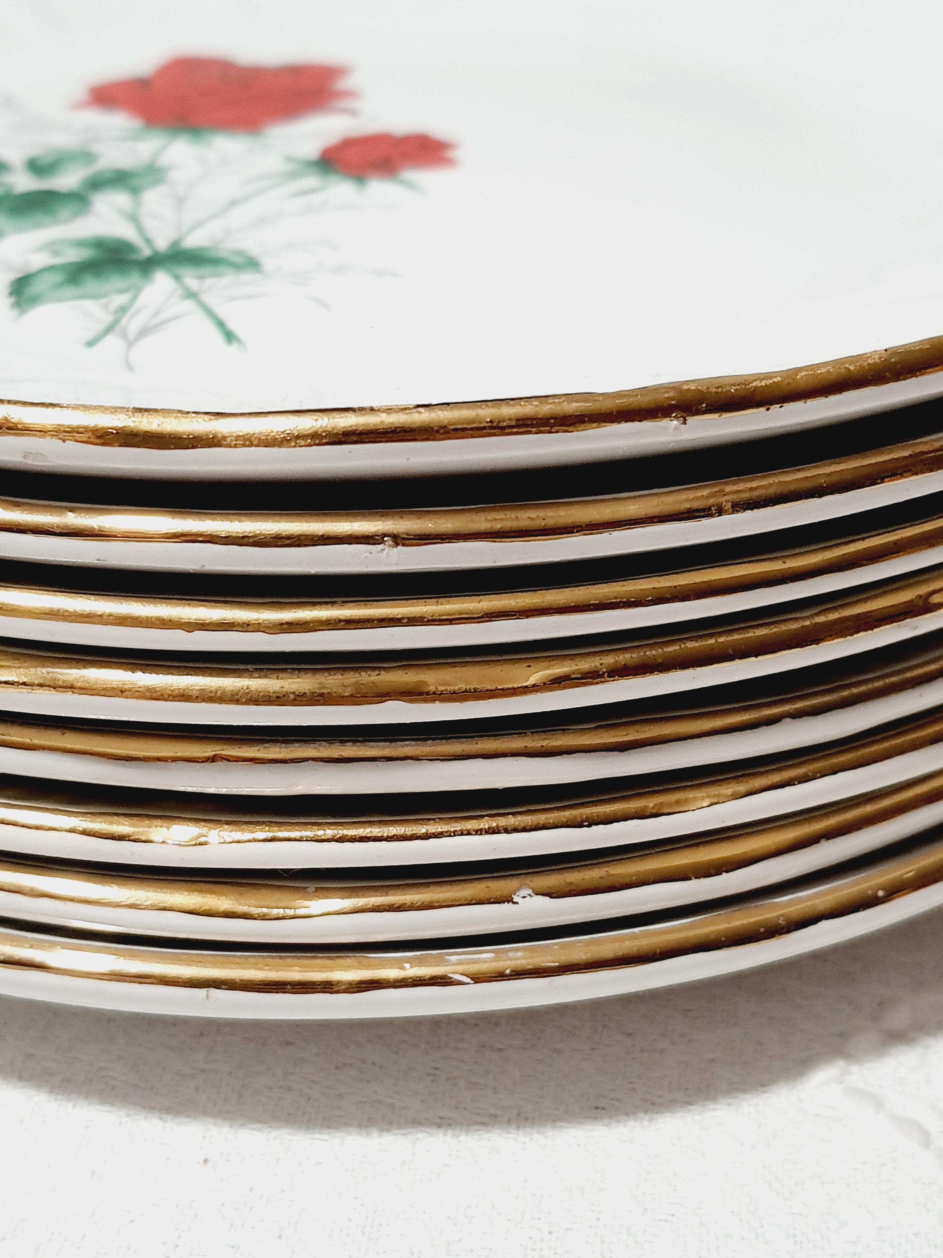 Dessert plates Claudia Amandinoise and vintage mandiant