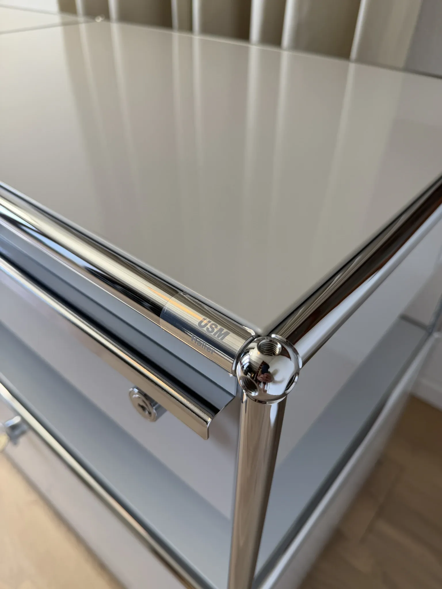 USM Haller Commode in Light Grey
