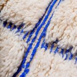 Traditional handmade pure wool Berber rug size 150 x 250 cm.