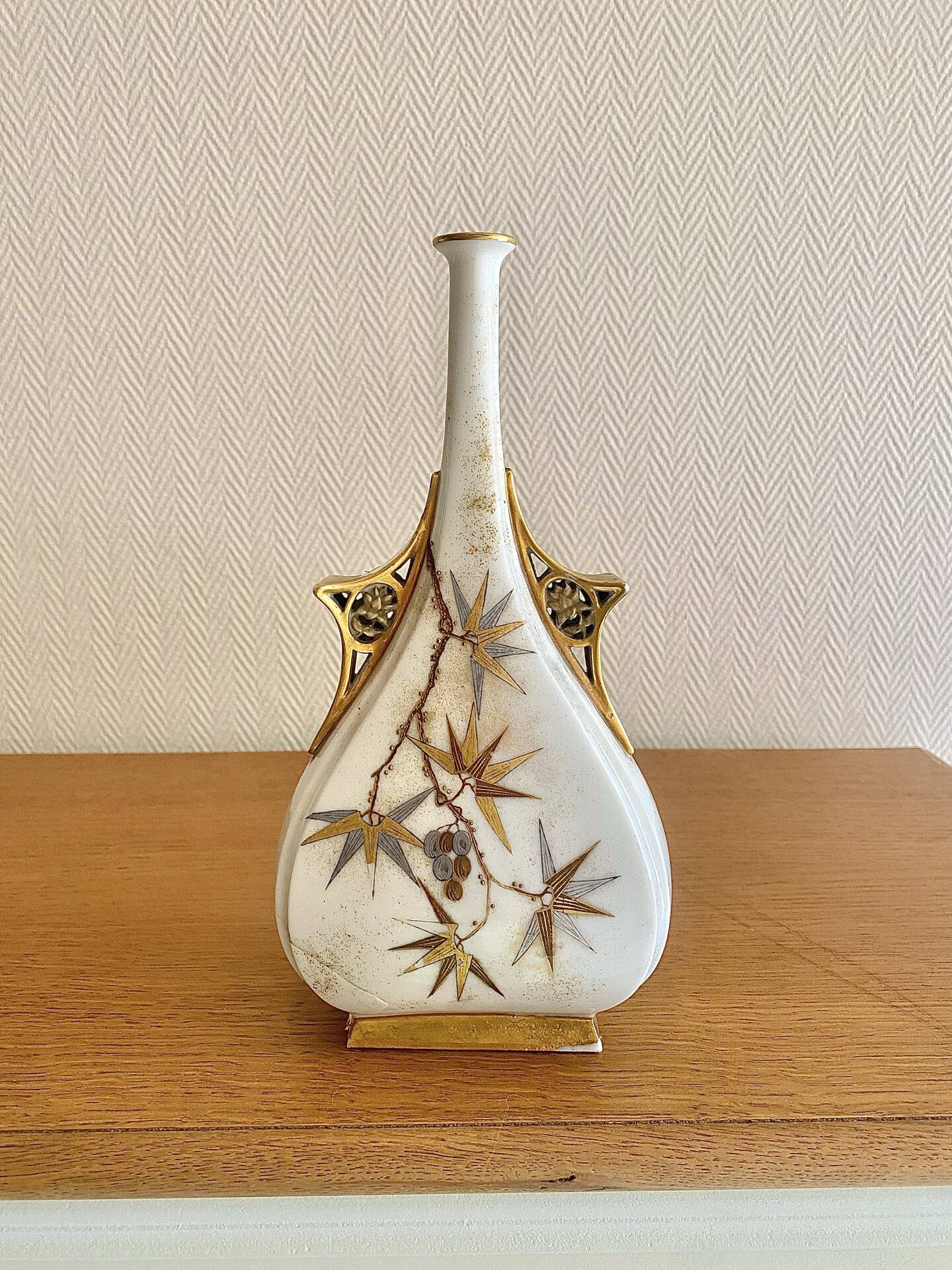 Ancient royal Worcester vase England 19th century