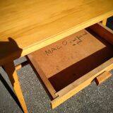 Baumann children's desk