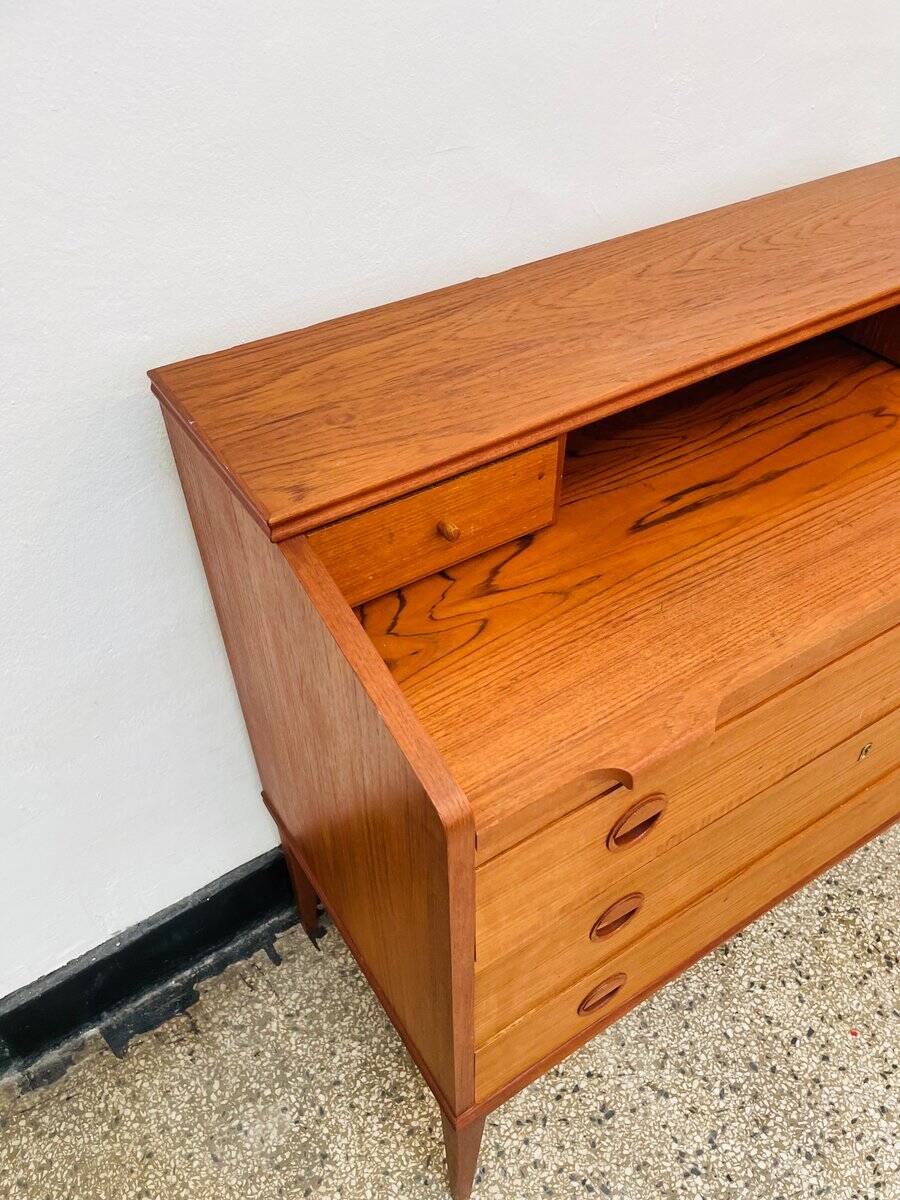 Danish desk by Riis Antonsen, 1960s