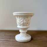 Vase en albâtre sculpté vintage