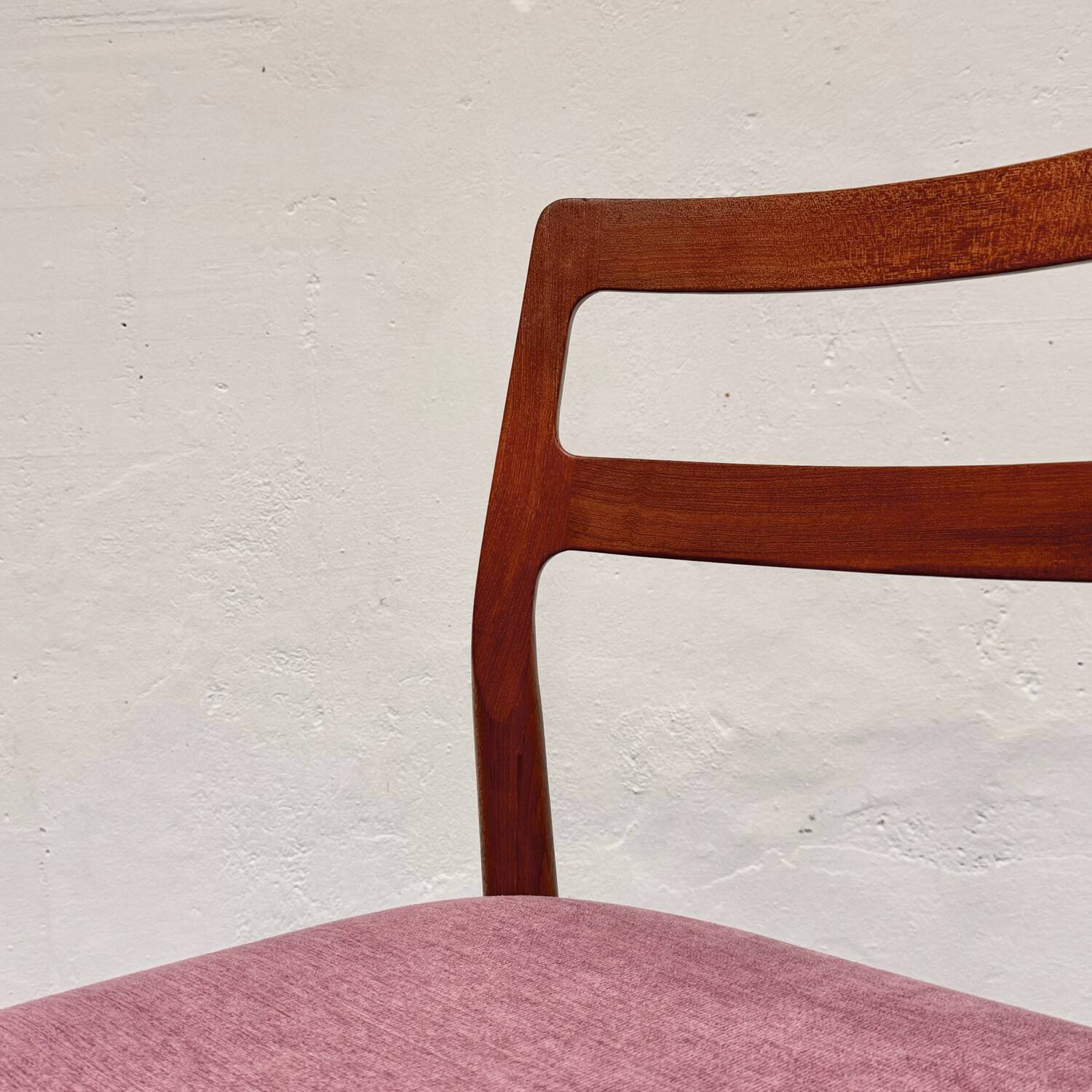 5x chaises de salle à manger en teck par johannes andersen pour uldum, années 1960