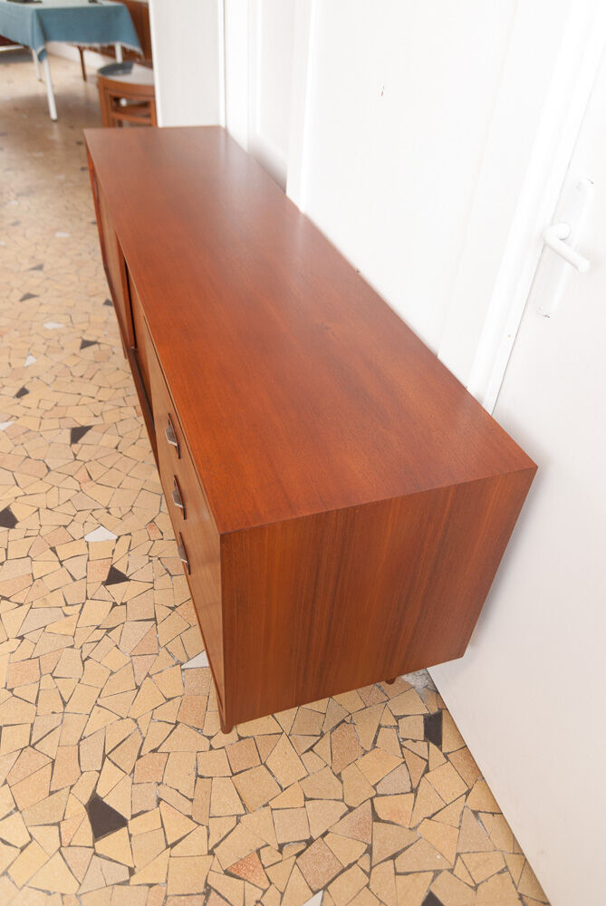 Row with sliding doors 183cm
