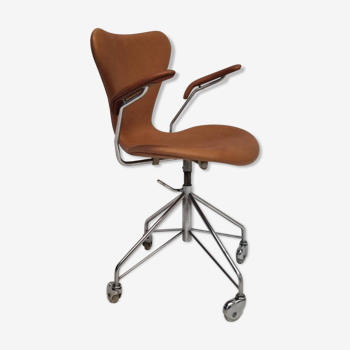 Chaise de bureau Arne Jacobsen 3217 pour Fritz Hansen