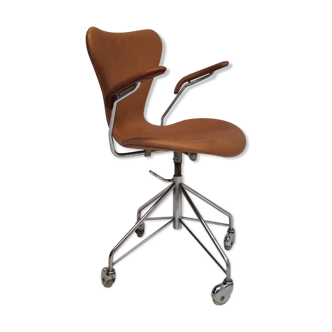 Chaise de bureau Arne Jacobsen 3217 pour Fritz Hansen