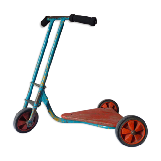 3 wheel scooter