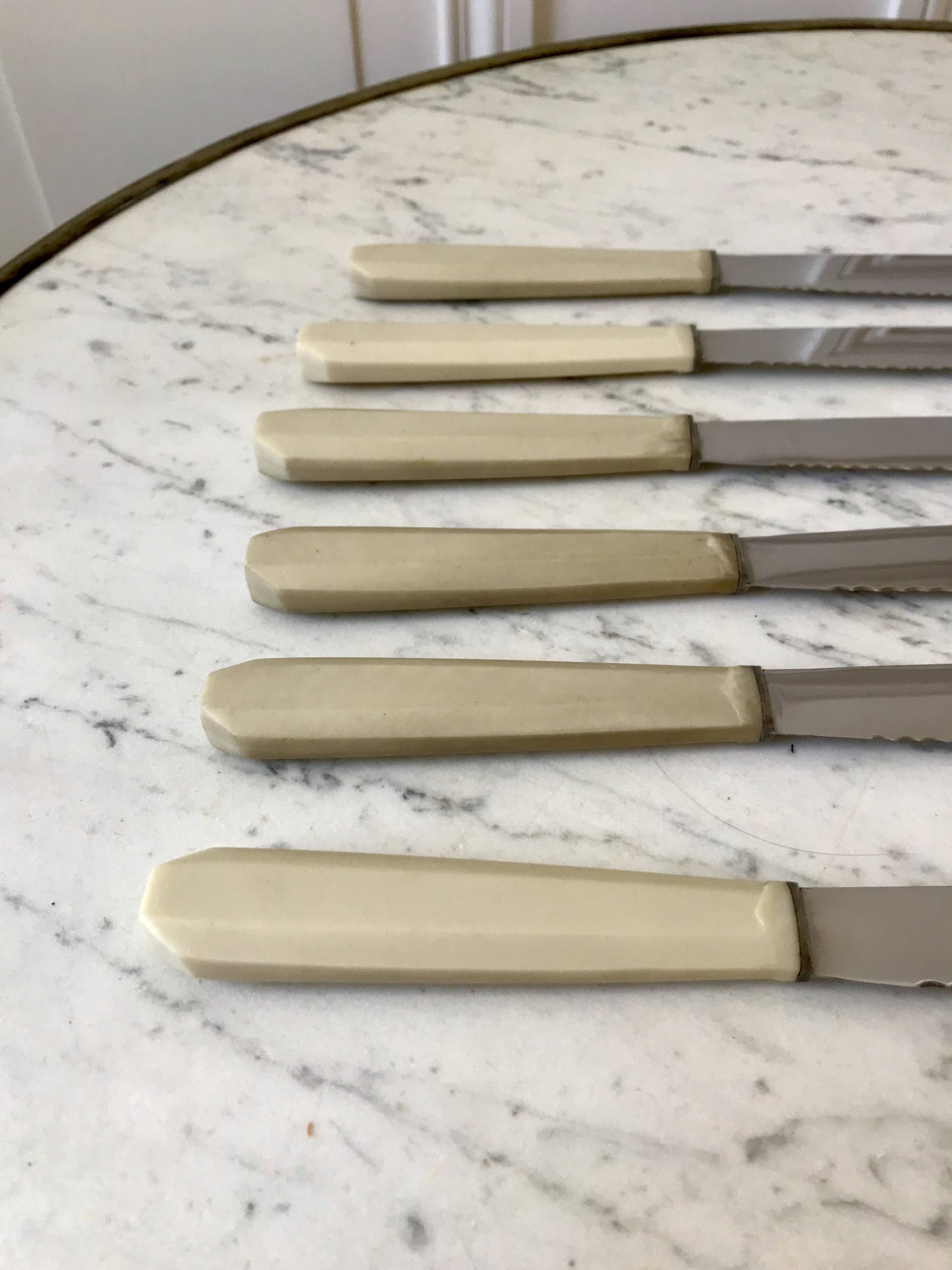 set of 6 white bakelite knives from the 60s