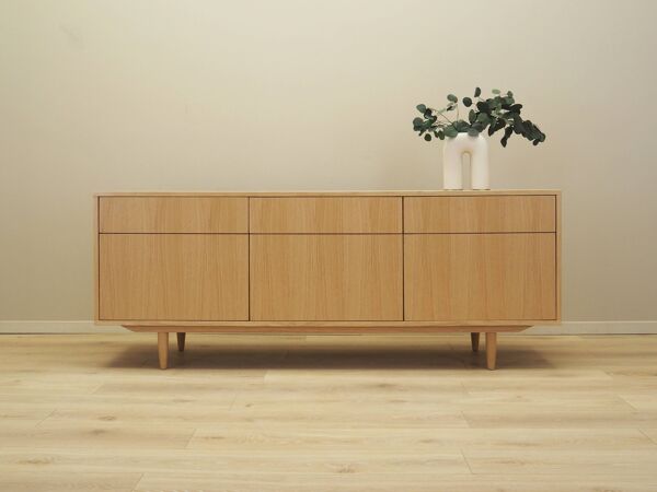 Commode en chêne, design scandinave