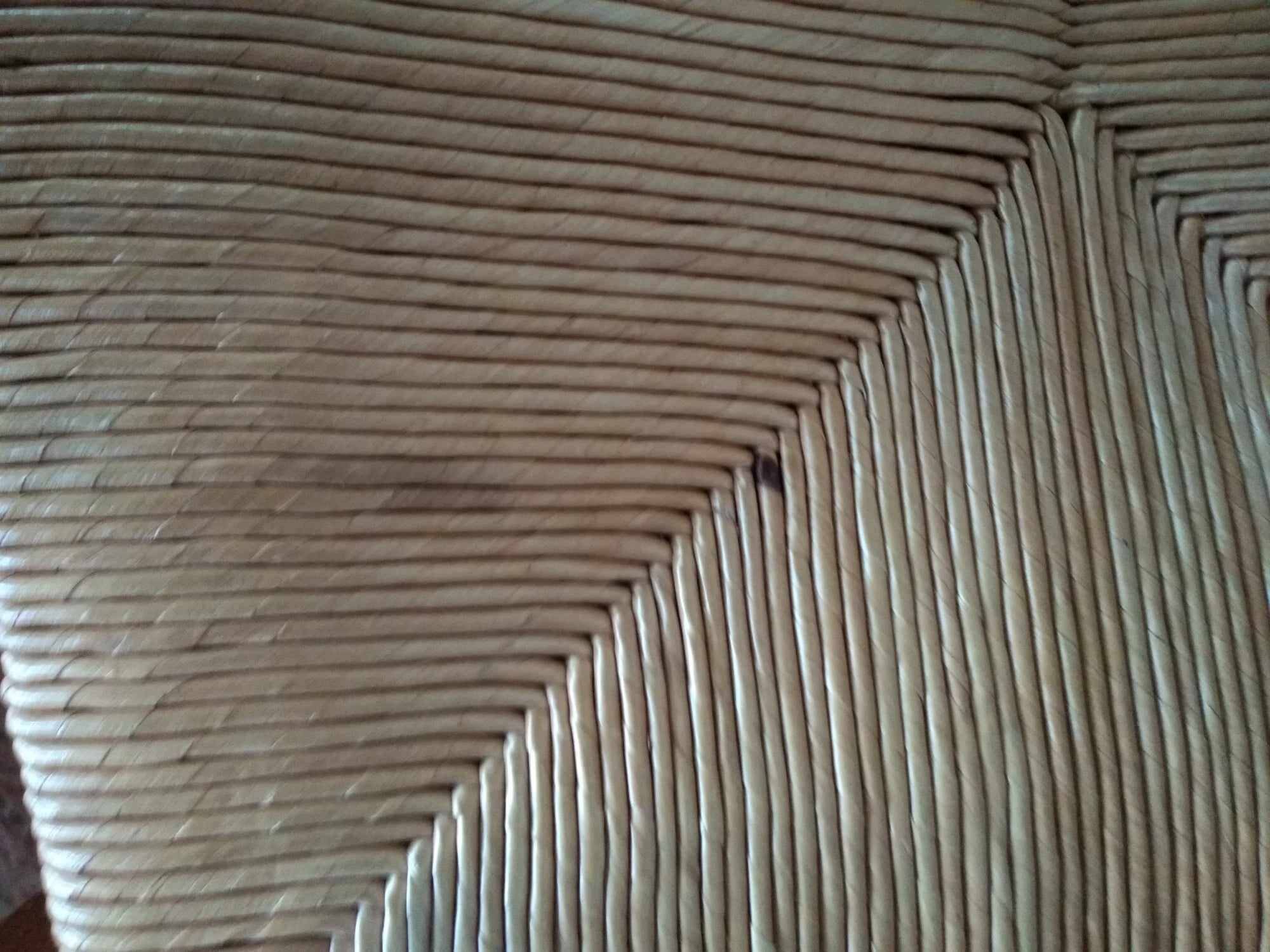 Set of 6 straw chairs