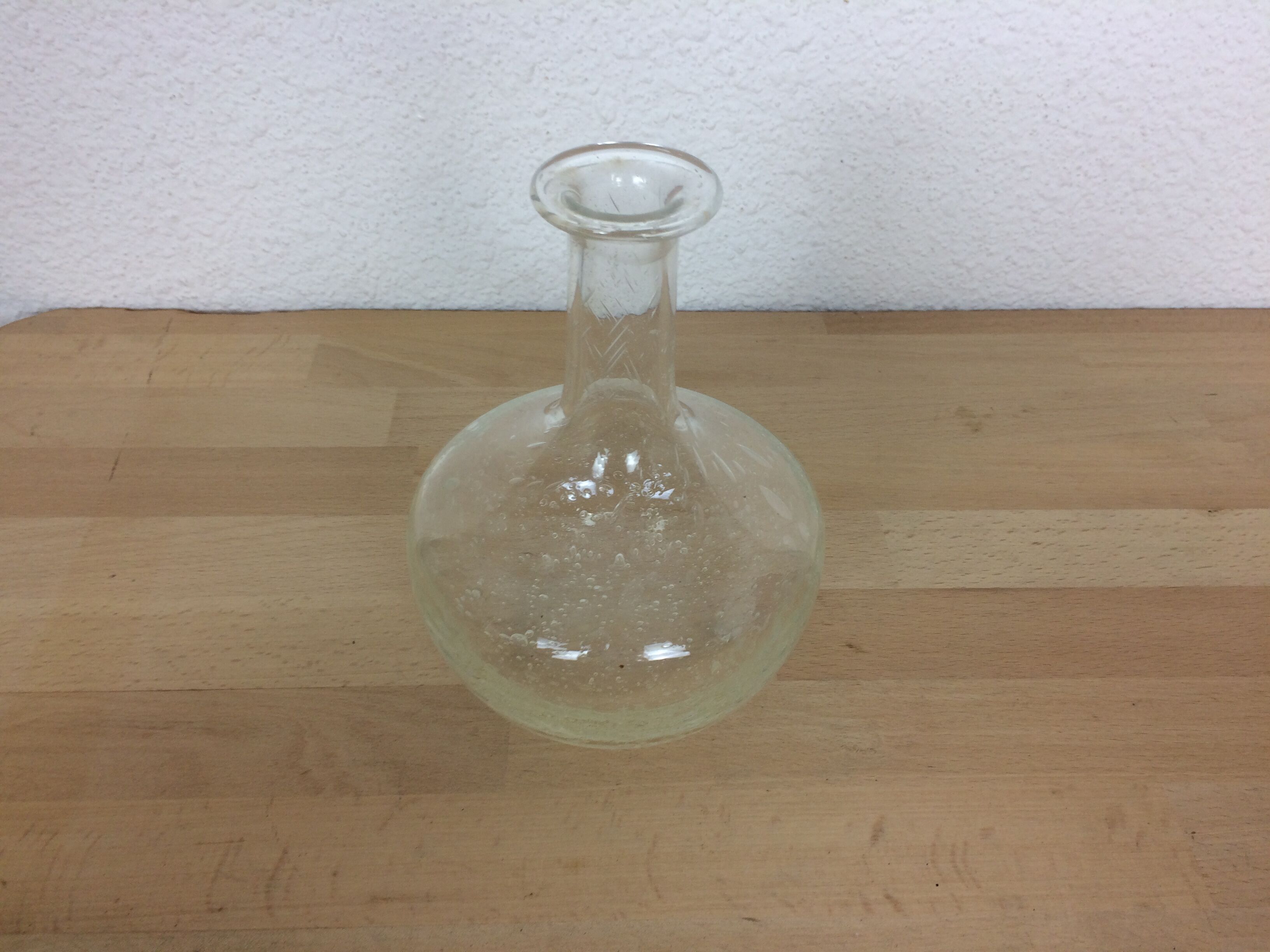 Vase soliflore en verre bullé de Biot