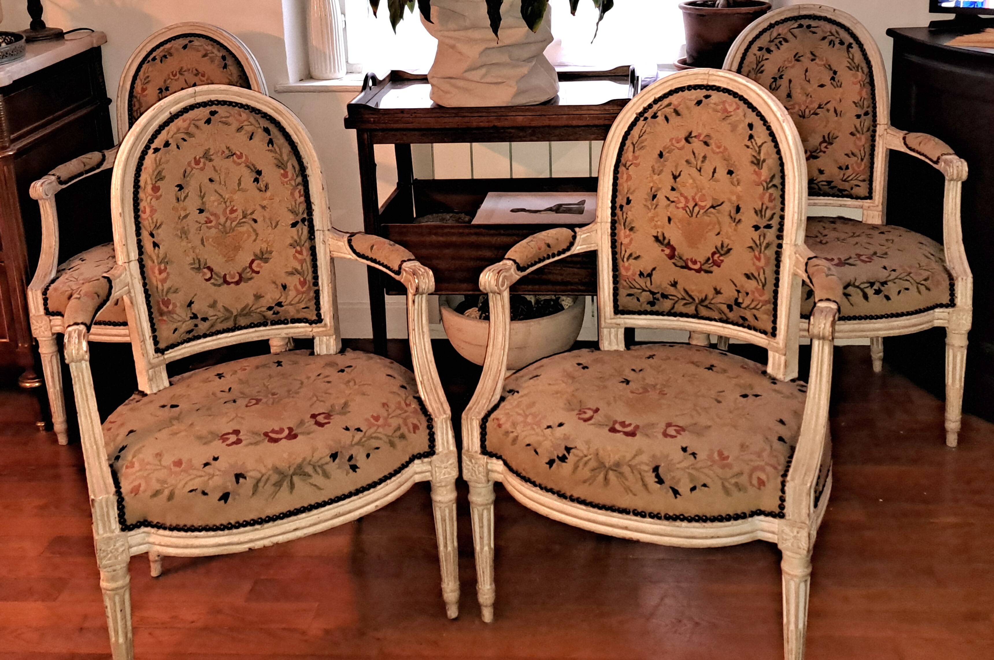 4 fauteuils d'époque Louis XVI estampillés