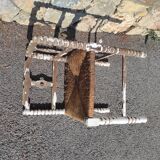 Wooden corner chair with seat mulched