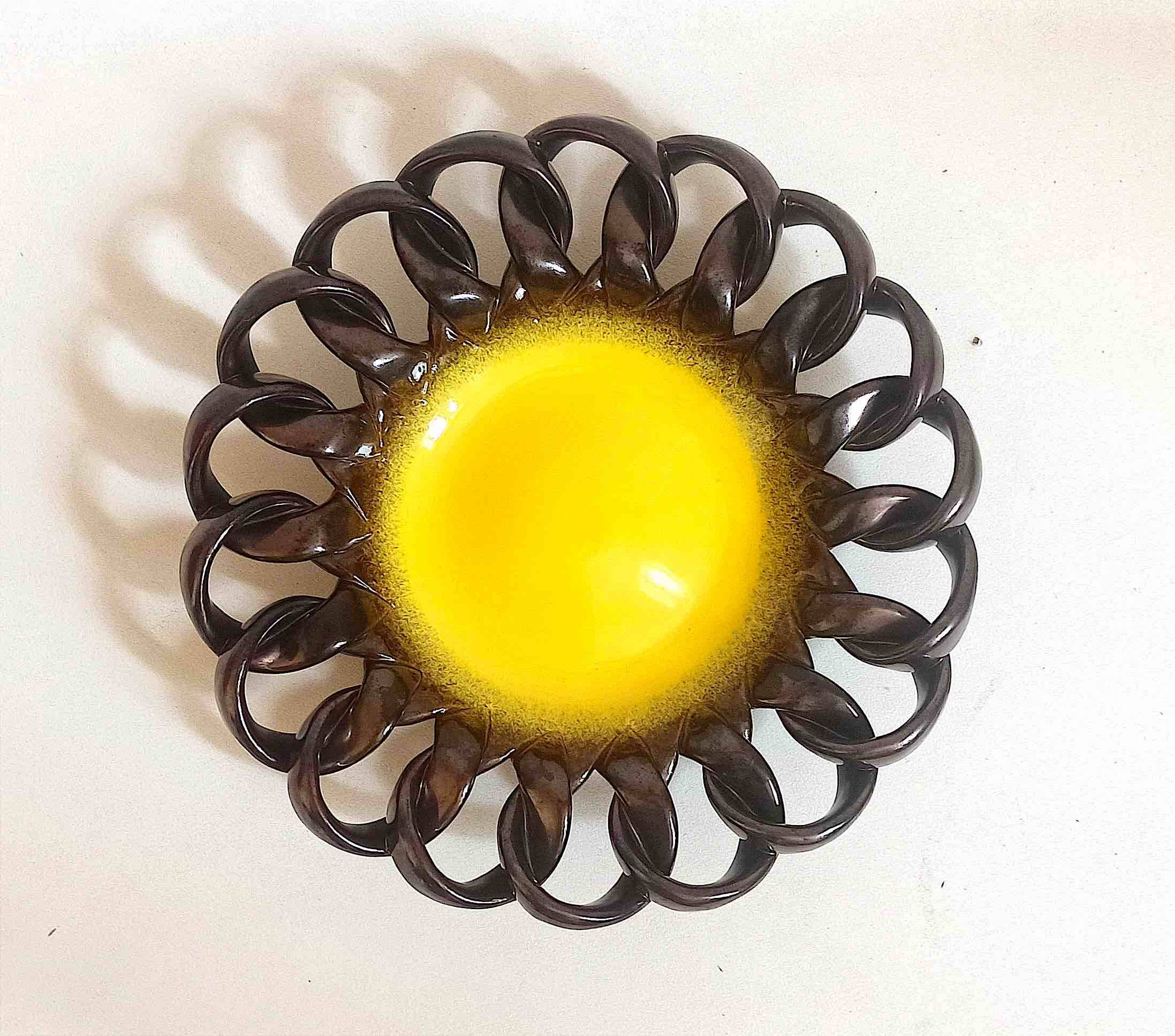 Ceramidi Marseille twisted ceramic fruit bowl 19§0's