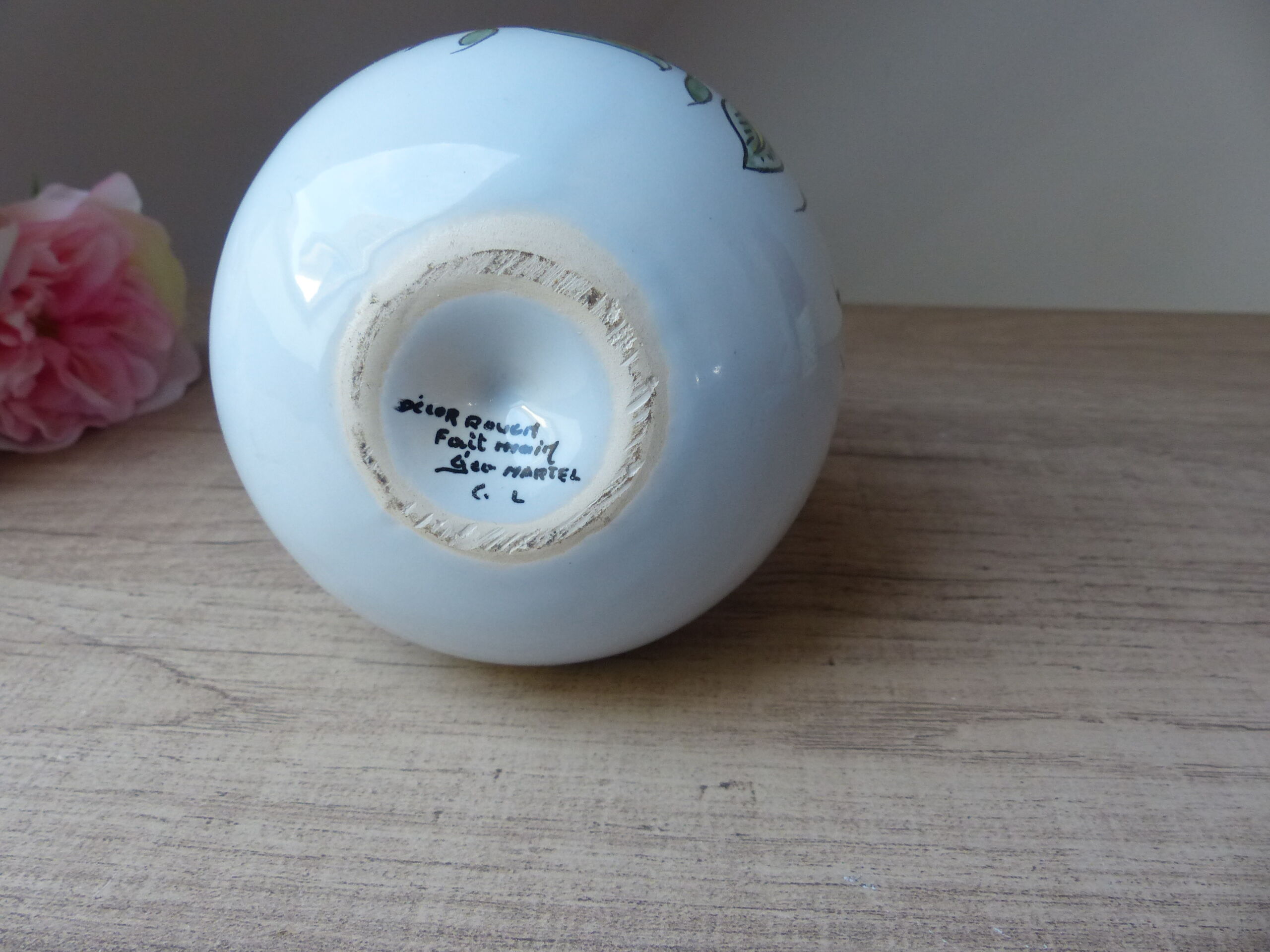 Empty pocket shape purse horn of plenty decoration rouen french ceramic