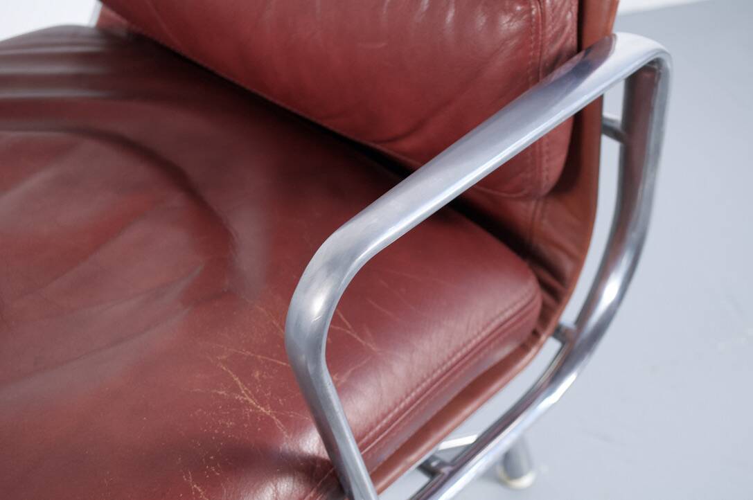 EAMES ARMCHAIR HERMAN MILLER ICF SOFT PAD EA 208 1970s