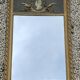 Miroir trumeau à decor d'un médaillon de femme 106cm haut