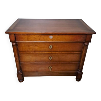 Mahogany chest of drawers