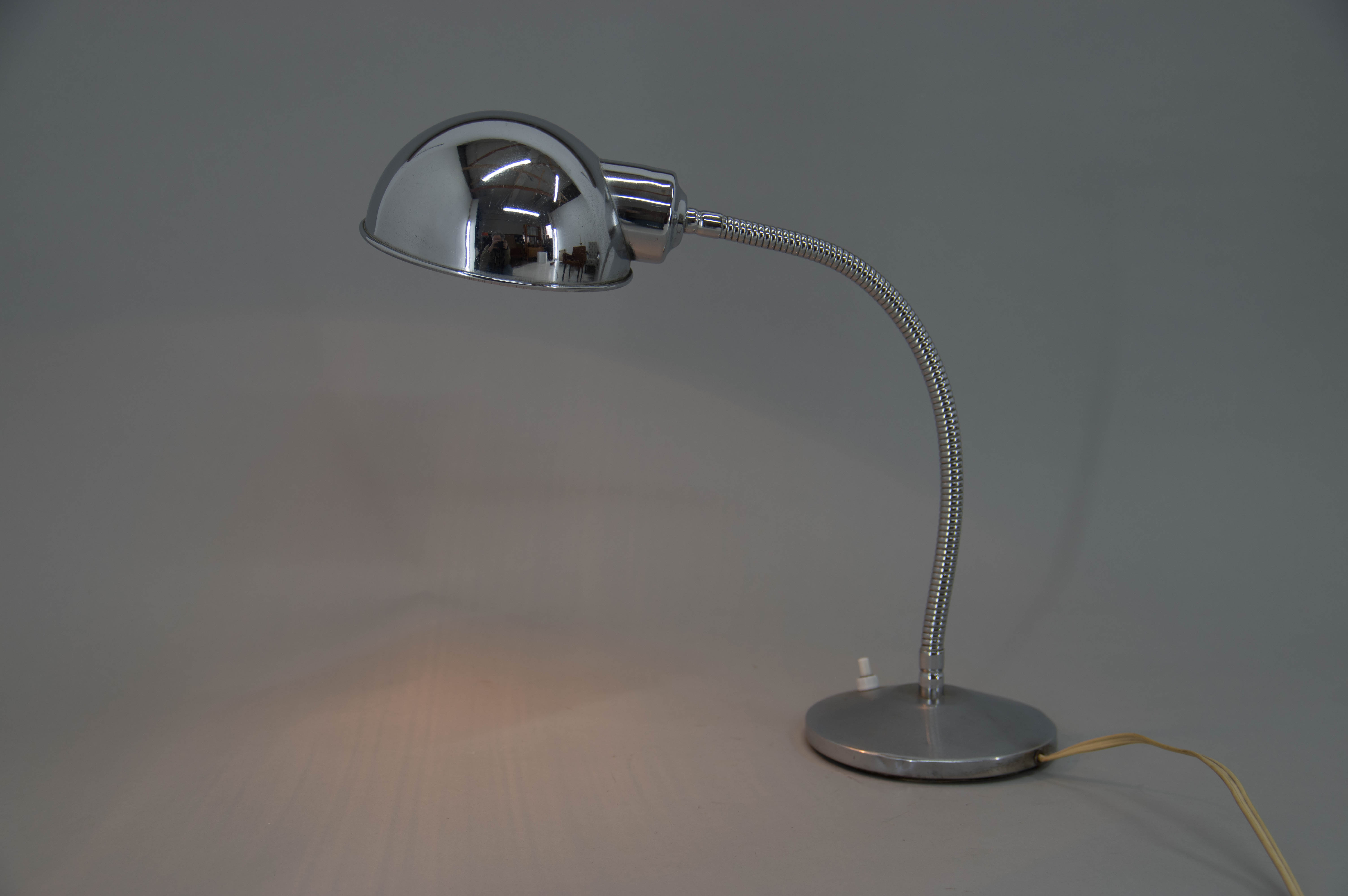 Lampe de table avec abat-jour flexible, années 1940