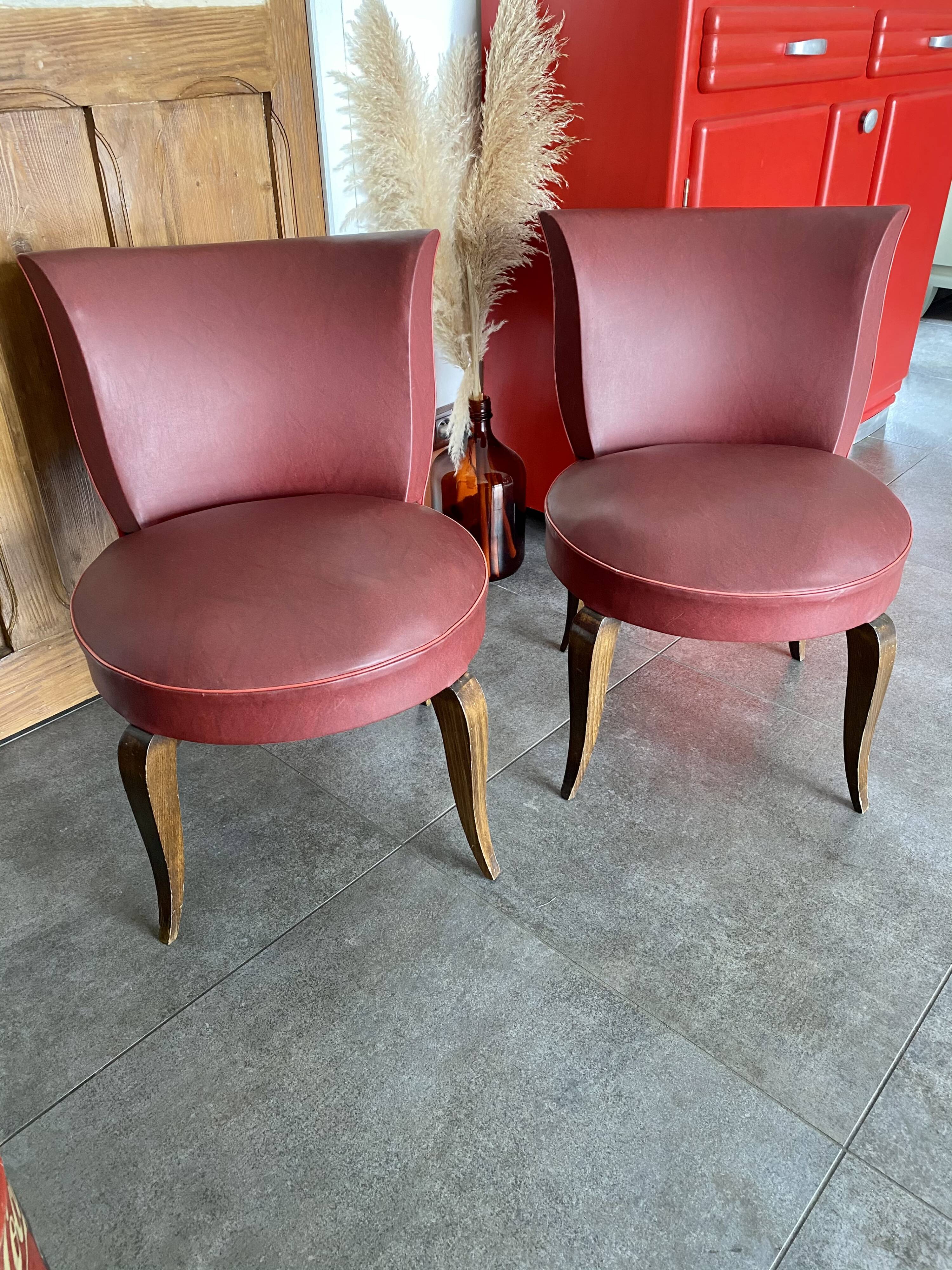 Lot 2 red toad armchair Bordeaux