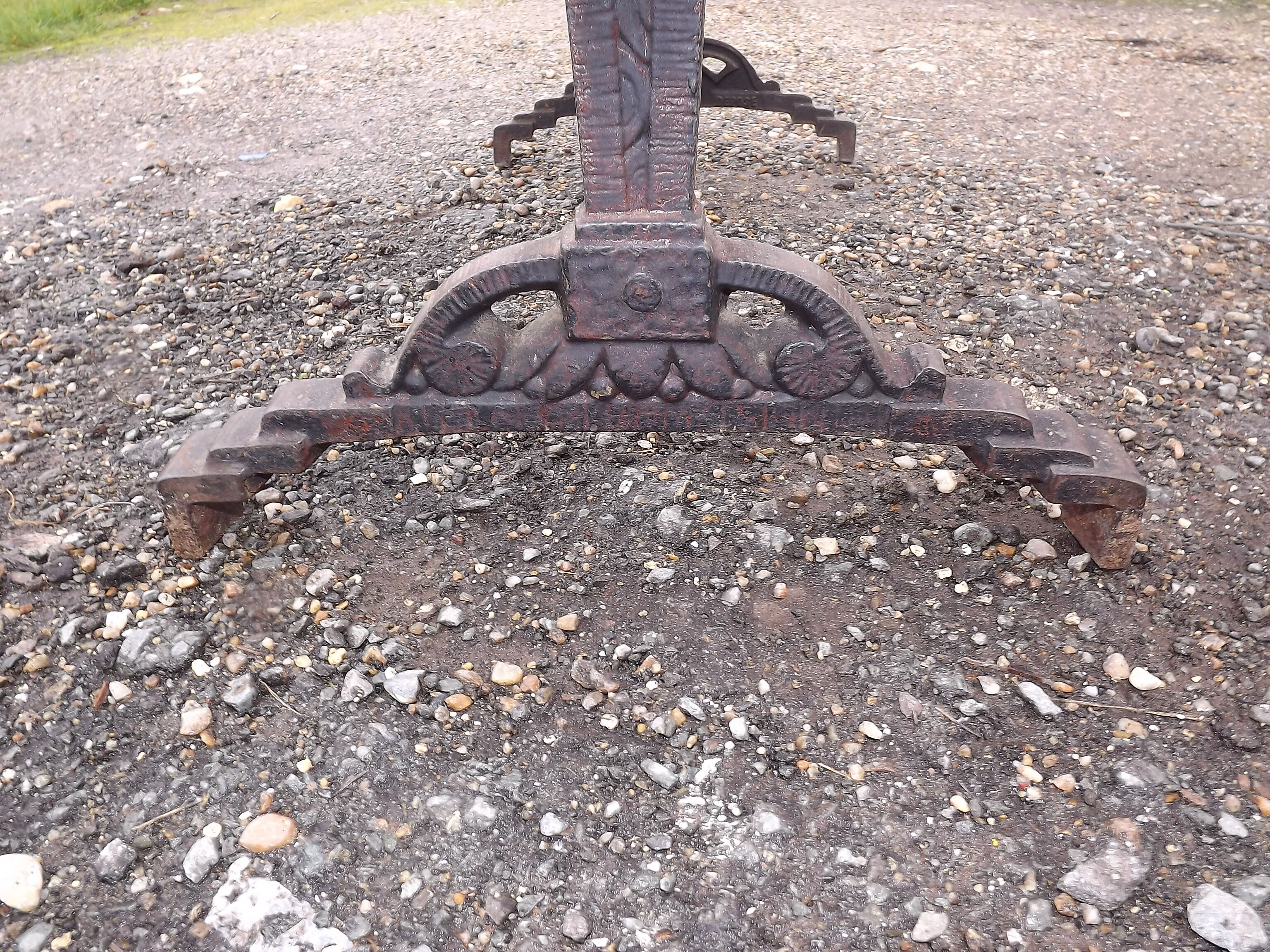 Bistro Art deco cast iron table