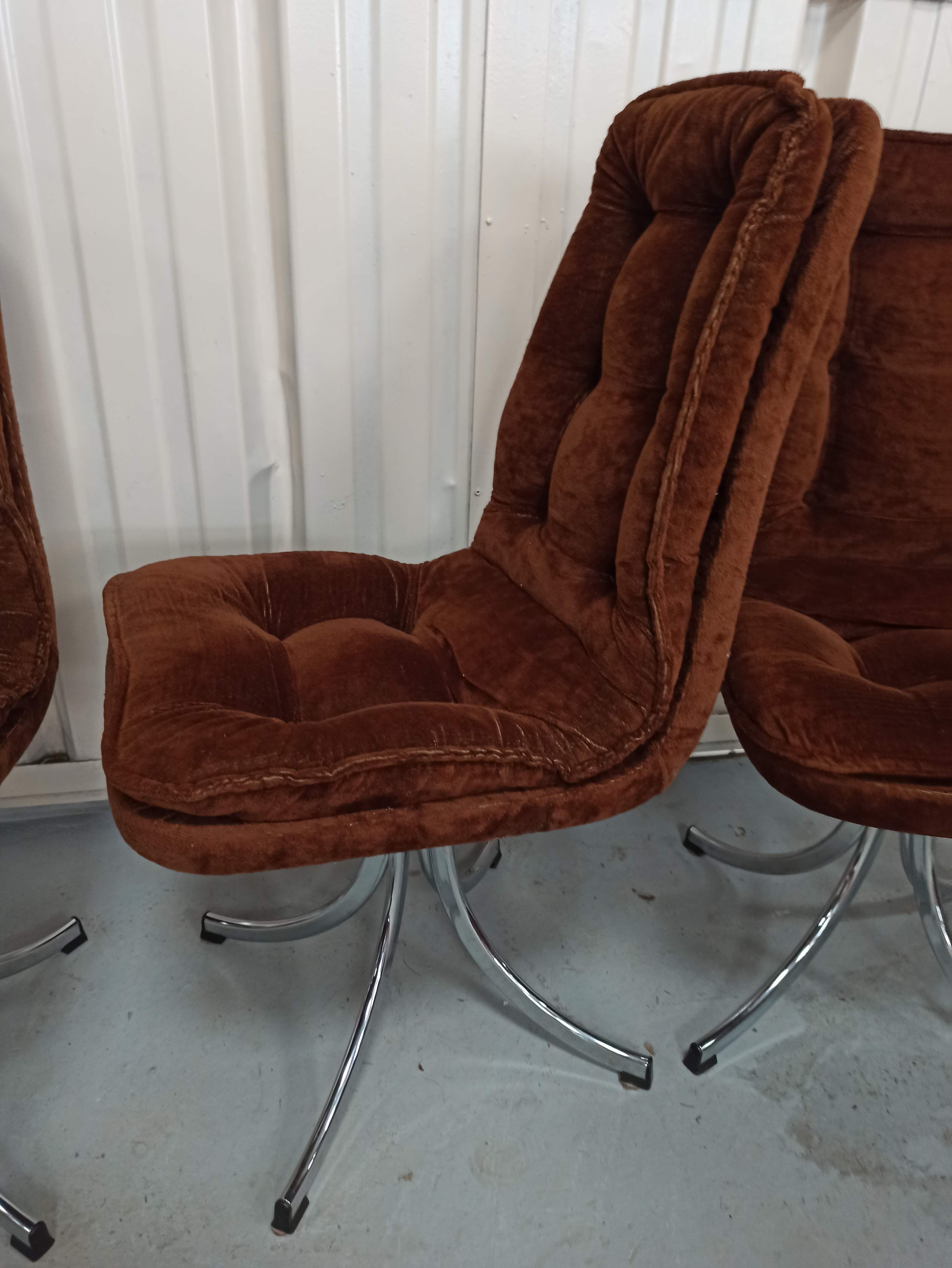 Set of 6 chrome velvet bucket chairs from the 70s