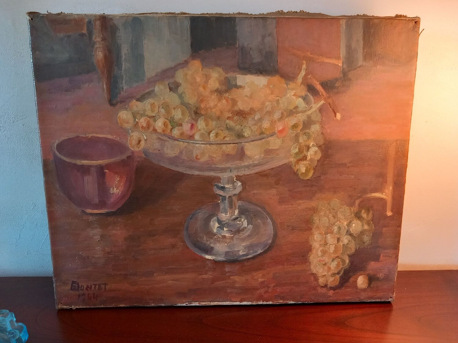 Still life painting with bunches of grapes