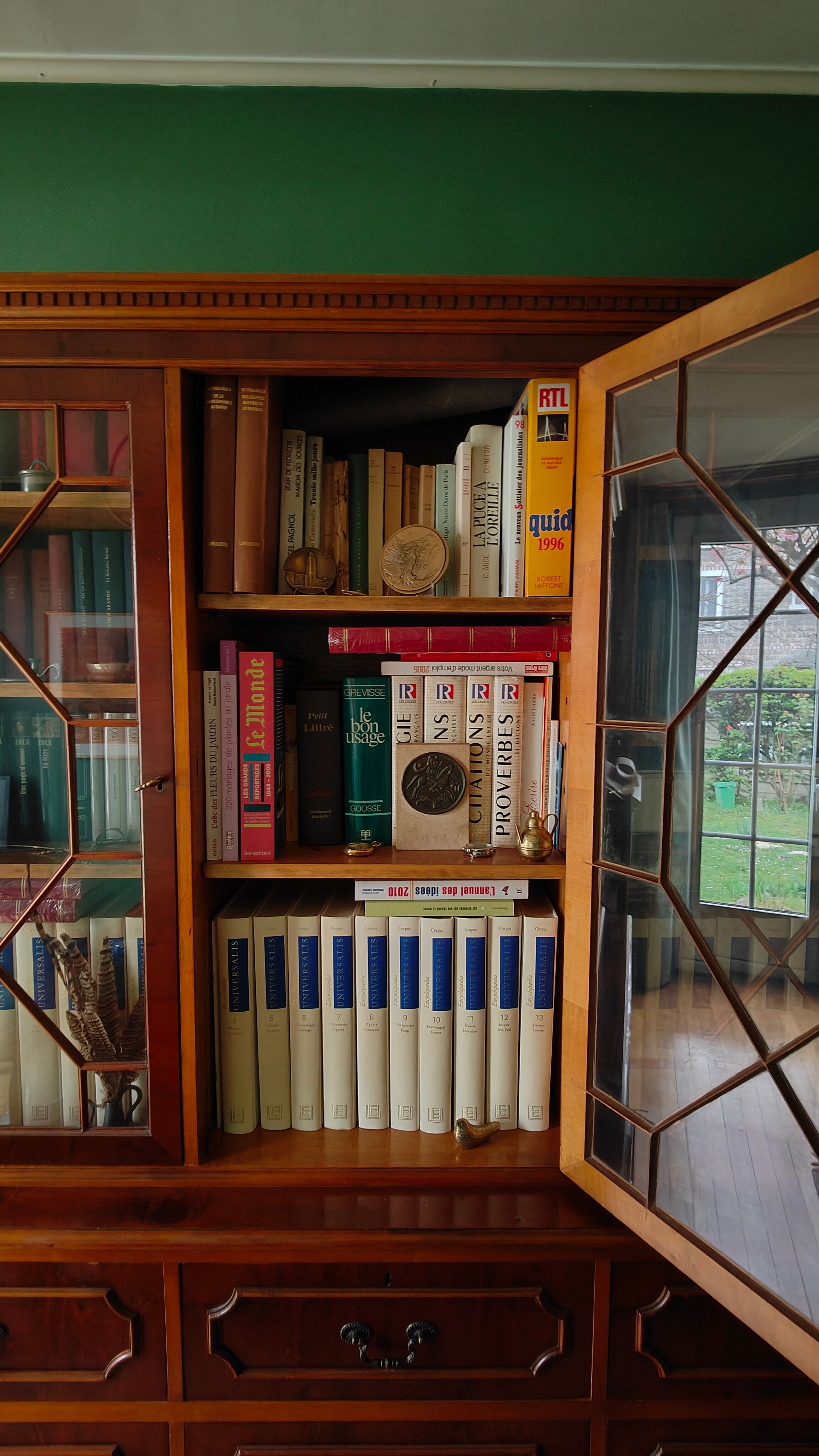 Large glazed bookcase classic English style mahogany