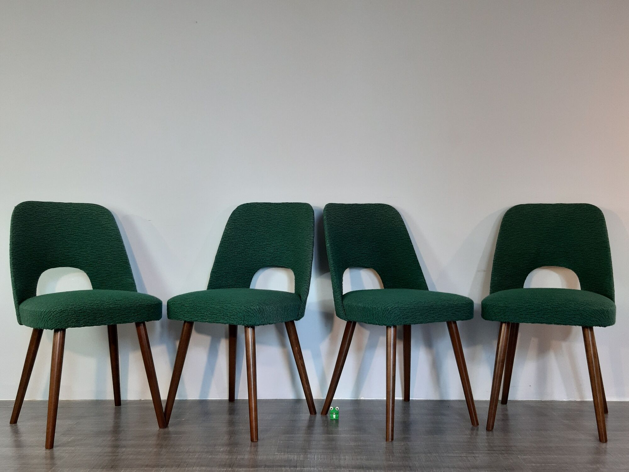 Set of 4 chairs Oswald Haerdtl