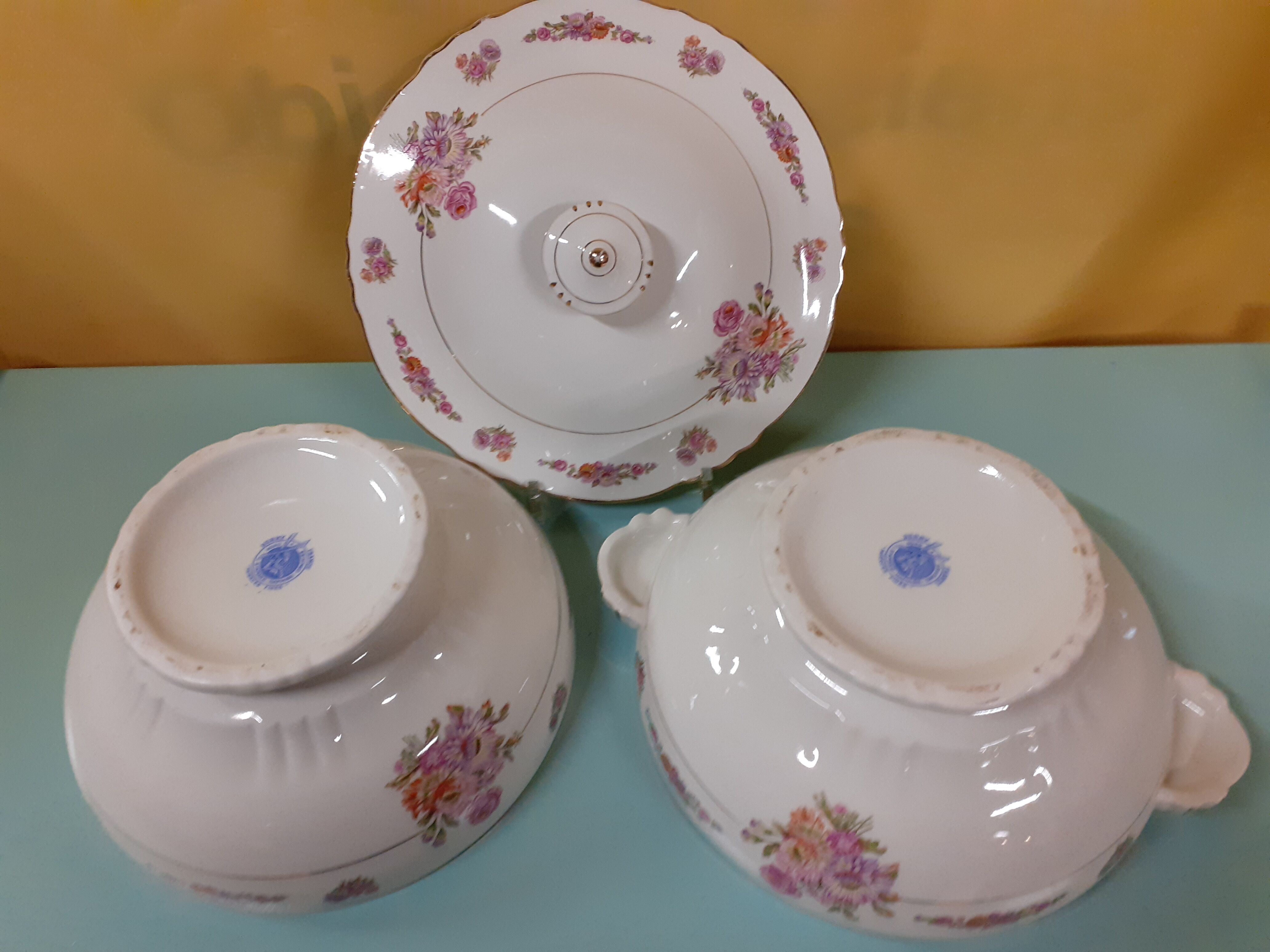 St amand salad bowl and tureen