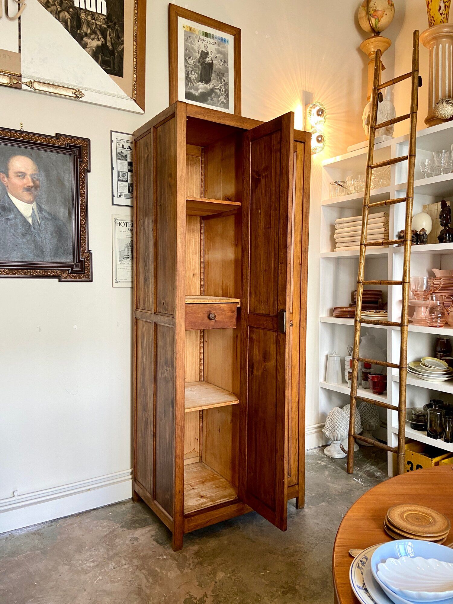 Parisian wardrobe 2 dark wood doors - 5 shelves, 1 drawer and 1 wardrobe