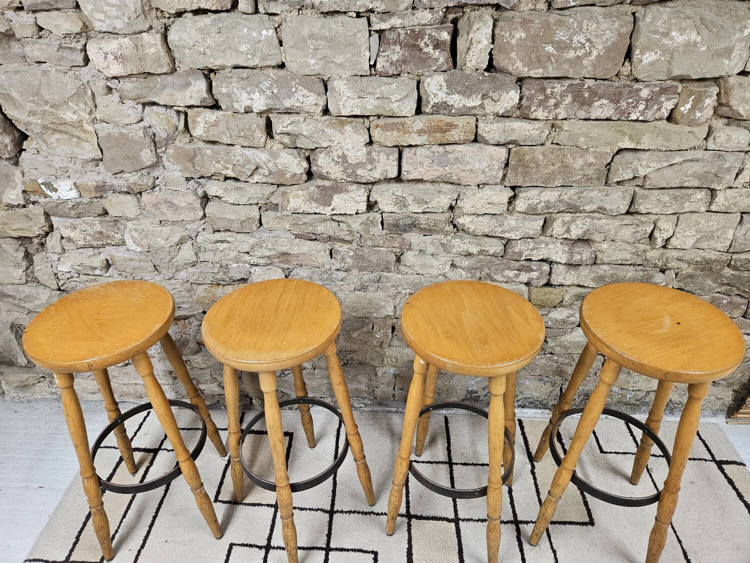 Lot de 4 tabourets de bar vintage 1970"