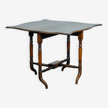 Antique oak drop leaf table, circa 1820