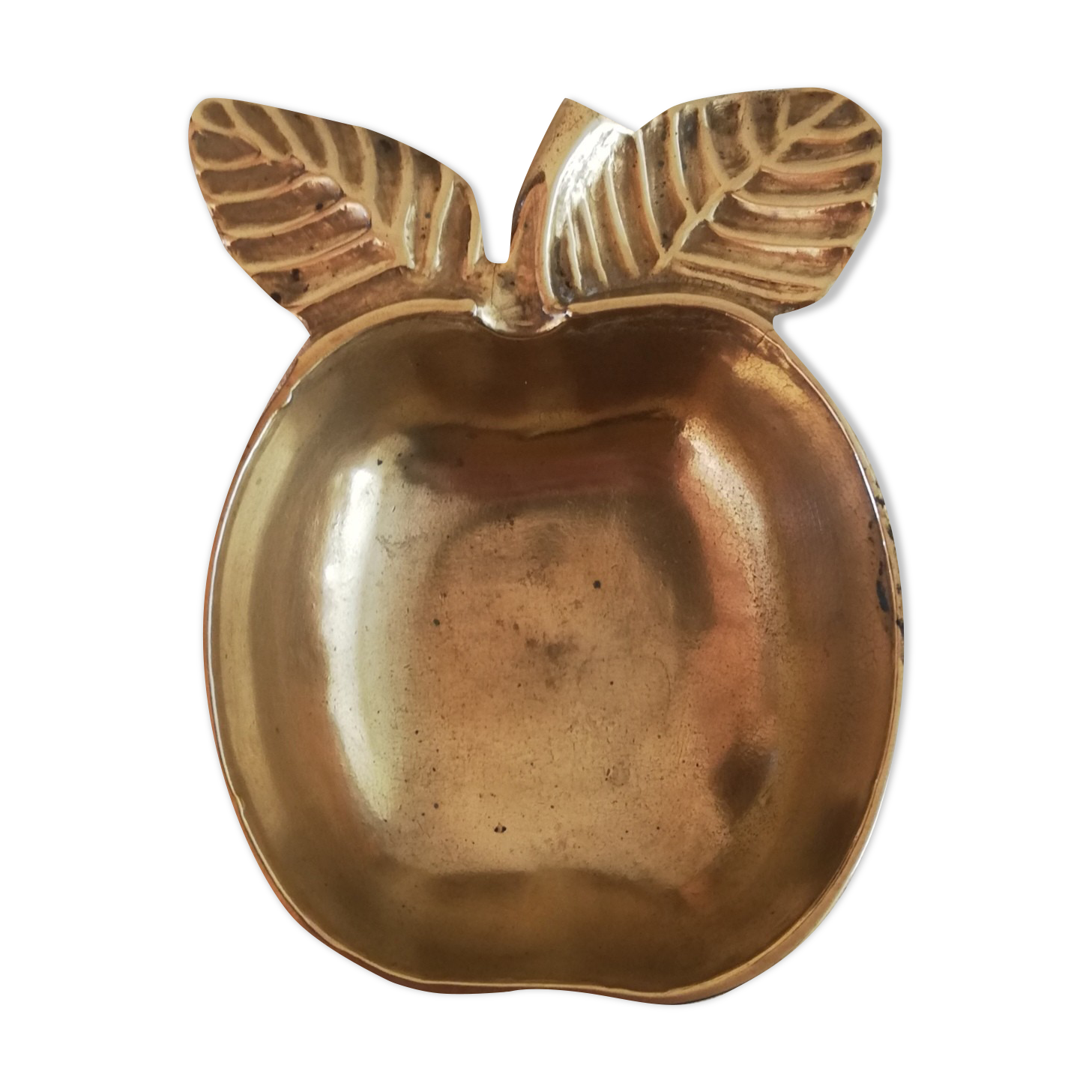 Apple-shaped brass pocket empty