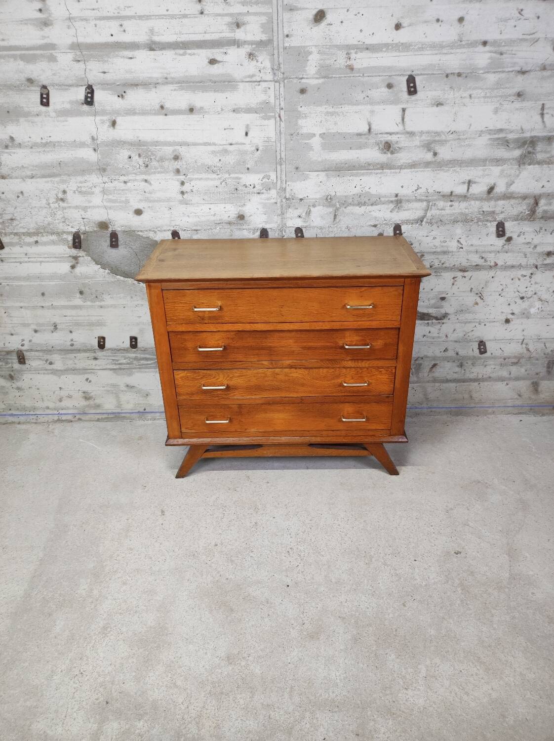 Vintage chest of drawers