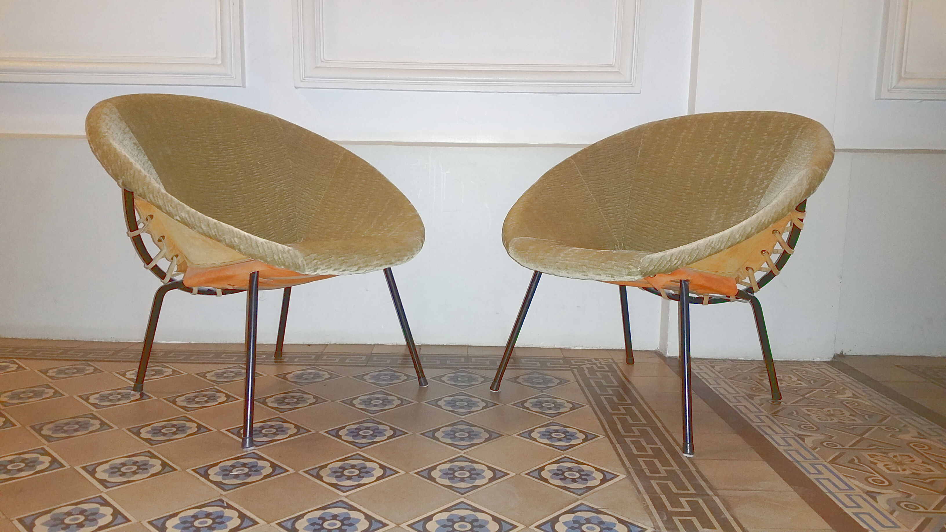 Pair of armcchairs Circle Salamanca Lusch Erzeugnis for Lusch & Co